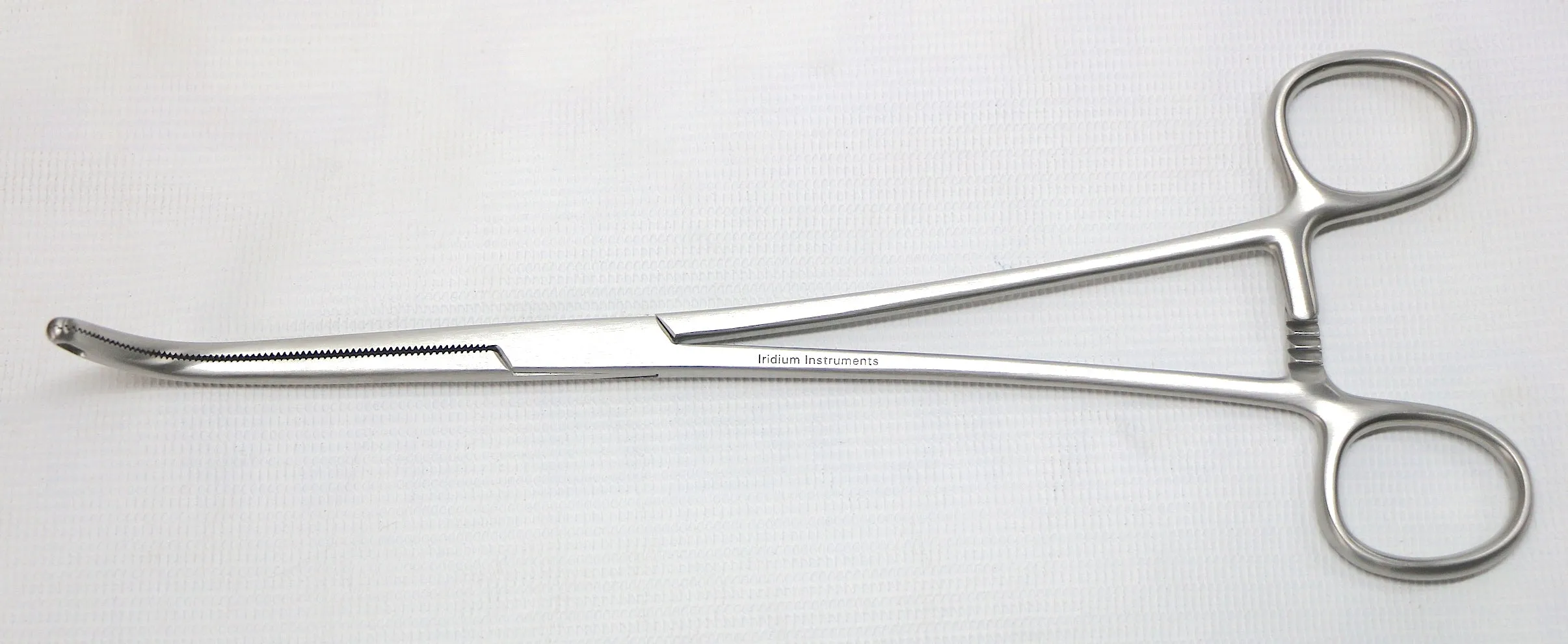 Finochietto  Forcep Slightly Curved 9.5