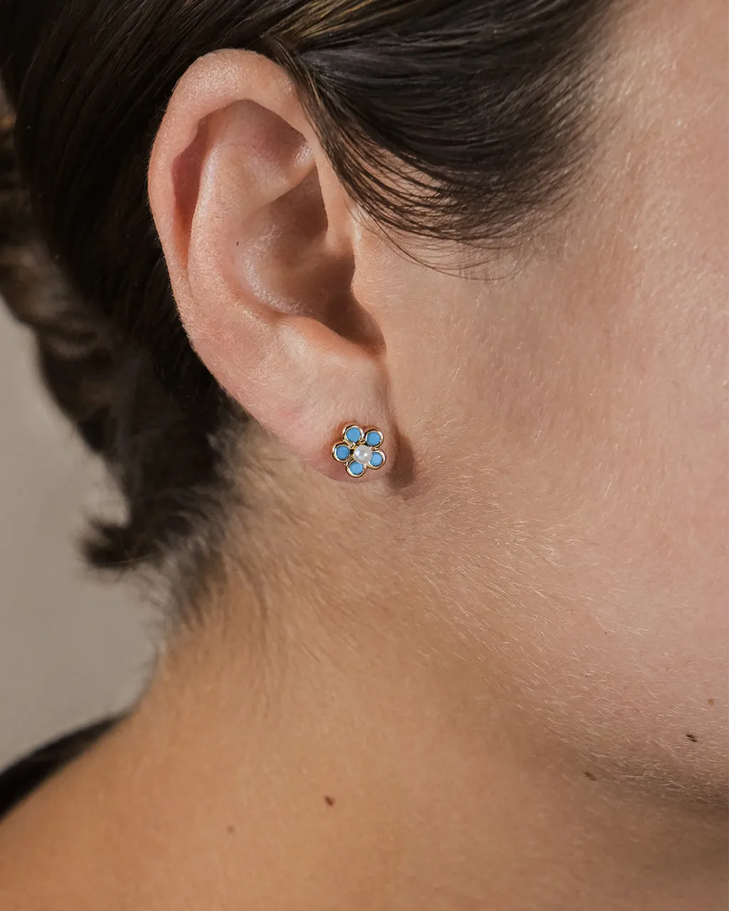 Lilo Turquoise & Pearl Flower Stud Earrings