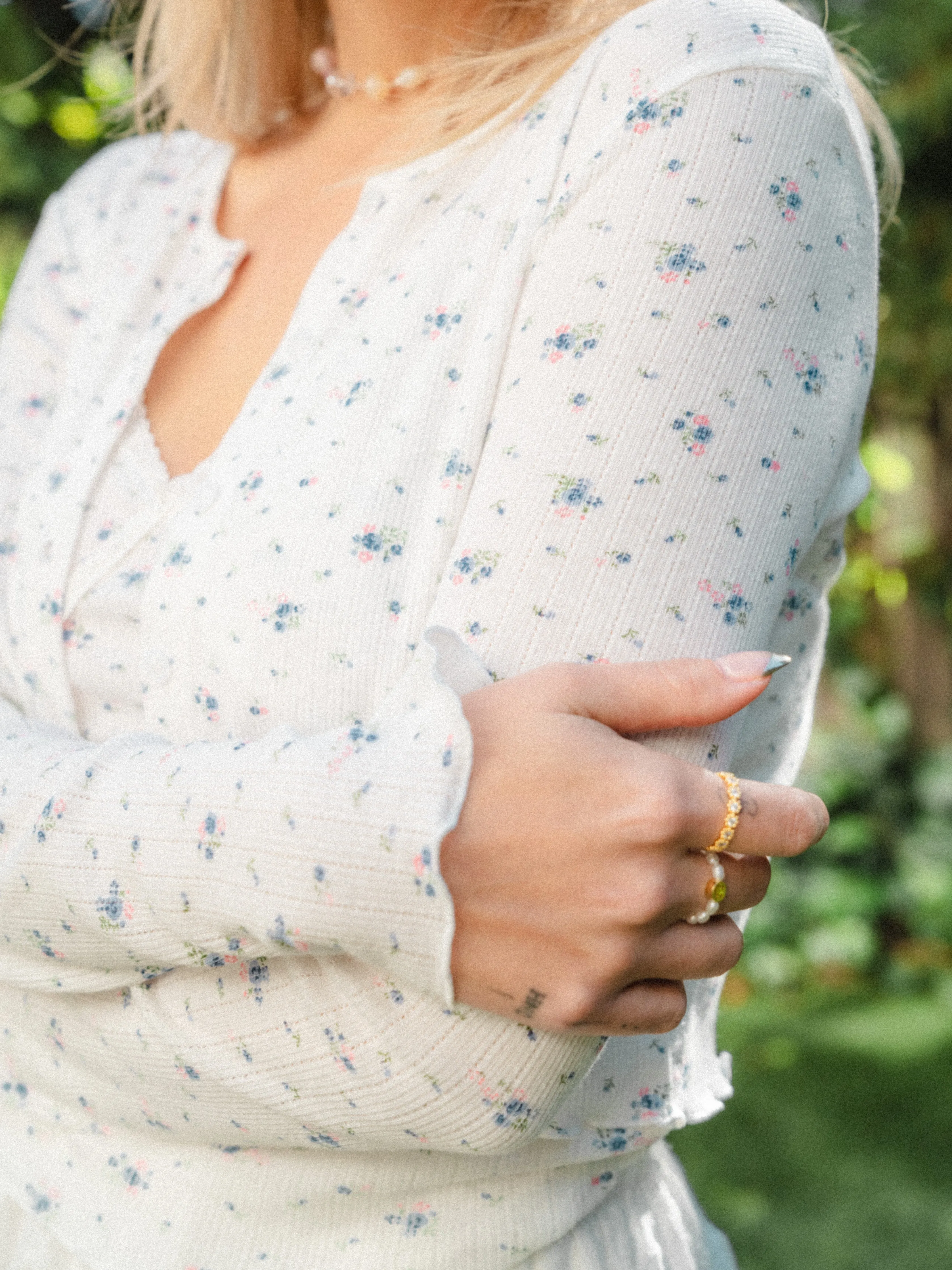 Pomp Flower Ring