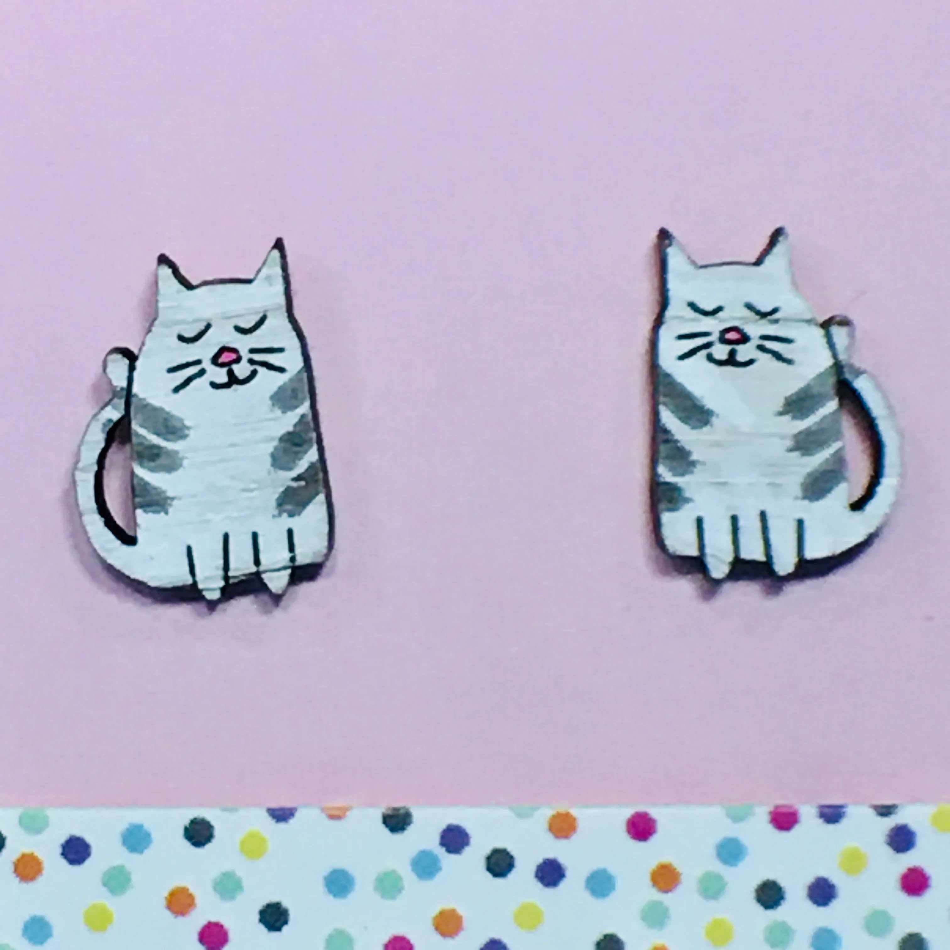 Studs: Cats