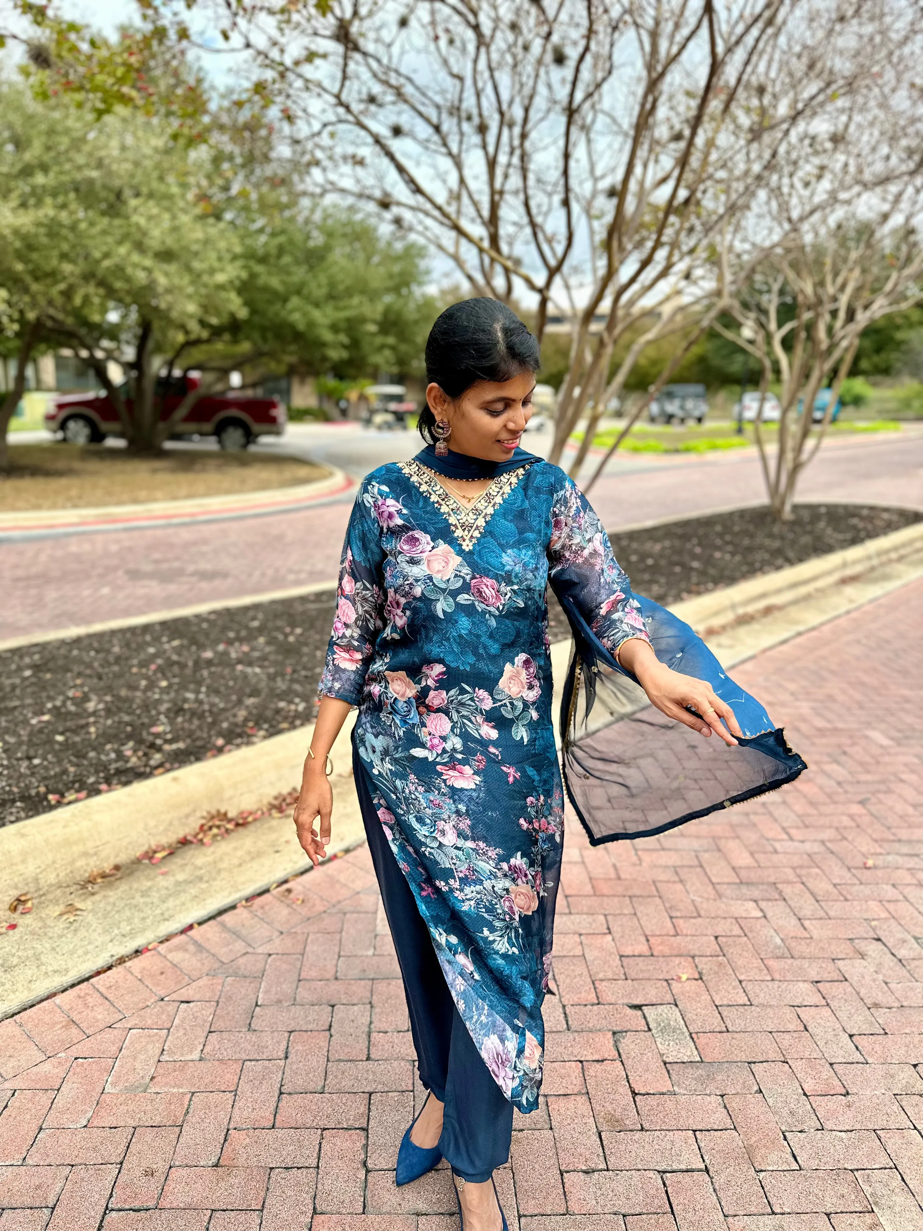 Stunning Peacock Blue Floral 'V' Neck Kurta Set for Elegant Style