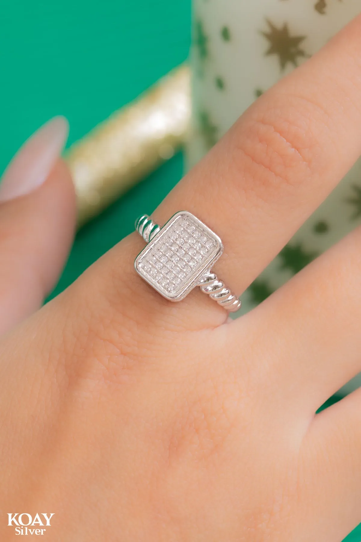 Zircon Ring (075-Rectangle)